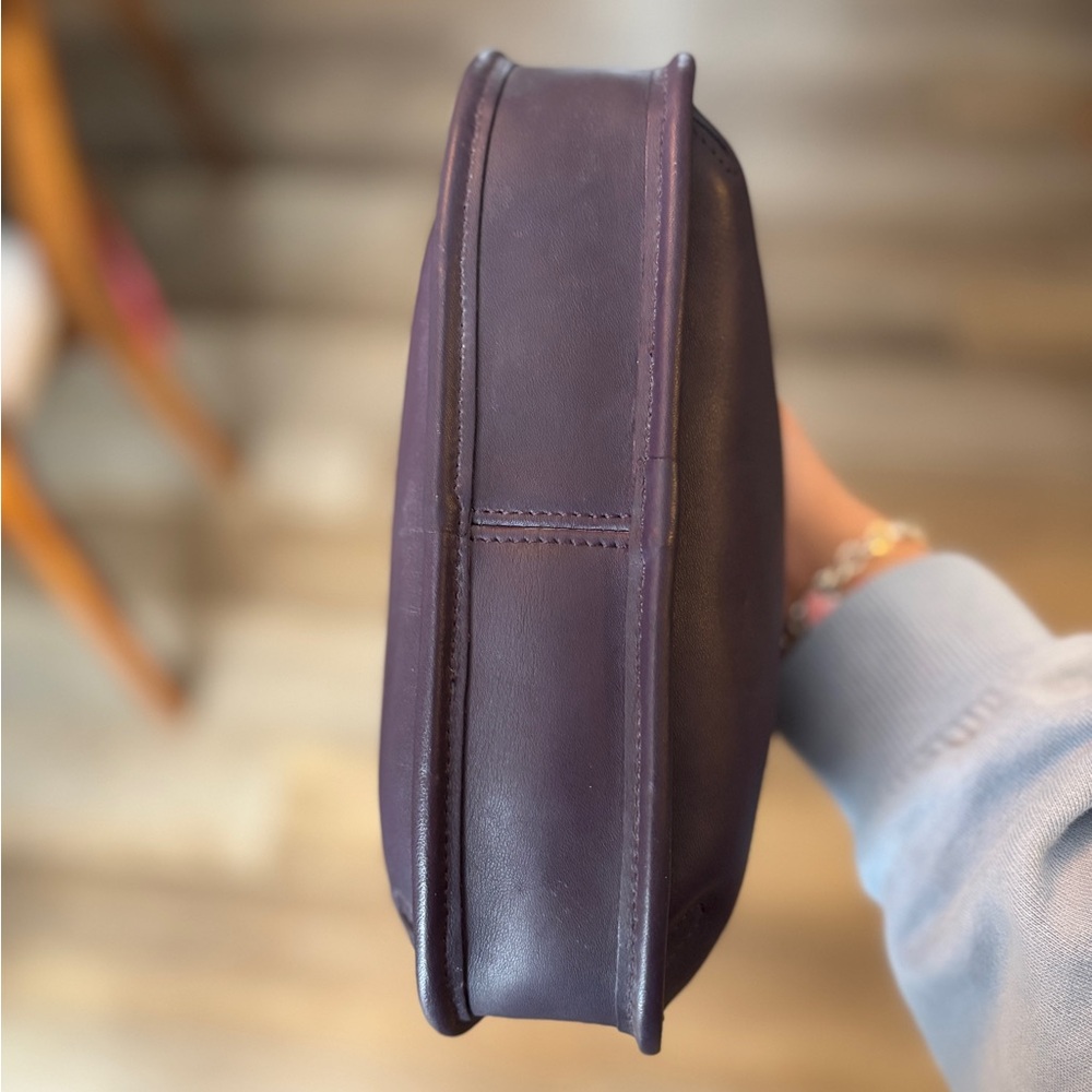 🚨VINTAGE COACH 9020 ERGO BAG IN EXCELLENT CONDITION RARE COLOR🚨 - Picture 7 of 10